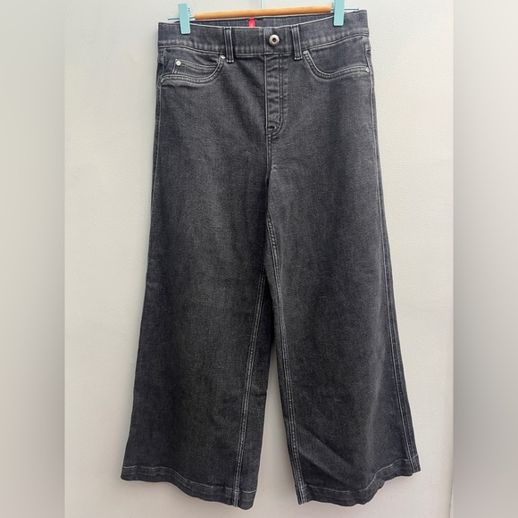 SPANX Everywear Wide Leg Jeans in Black, Size Large - Picture 1 of 4